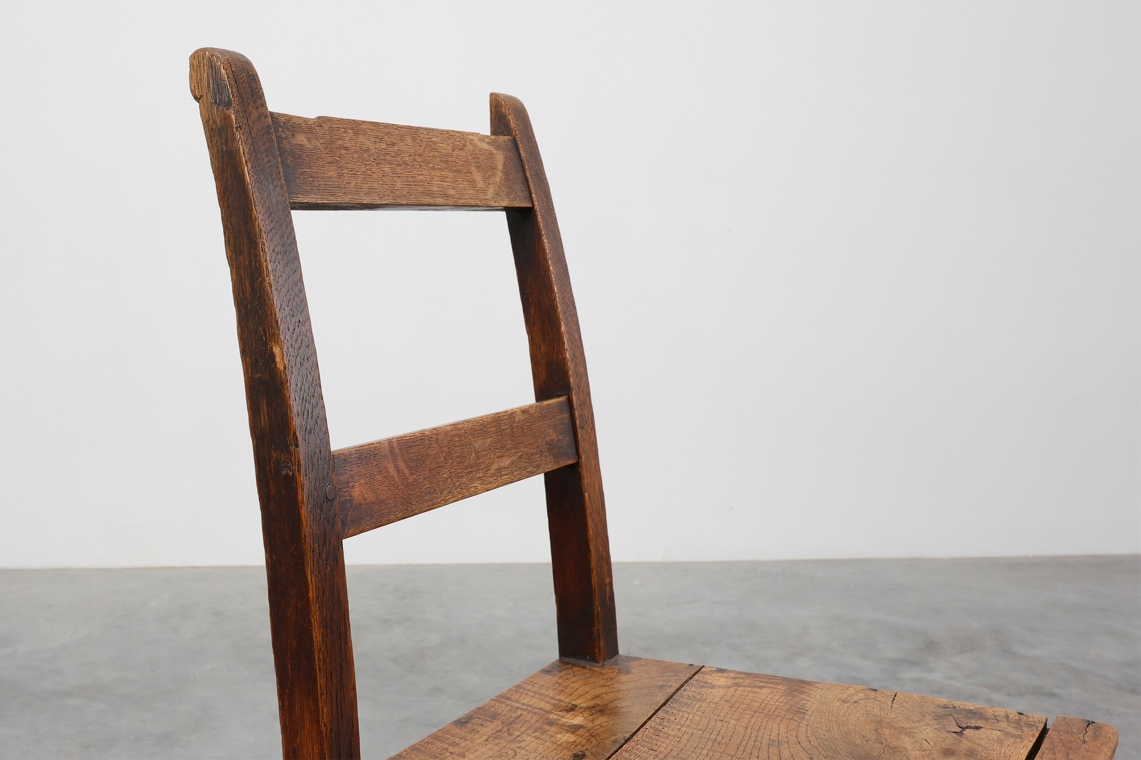 Antique late 19th century oak side chair, Belgiumthumbnail